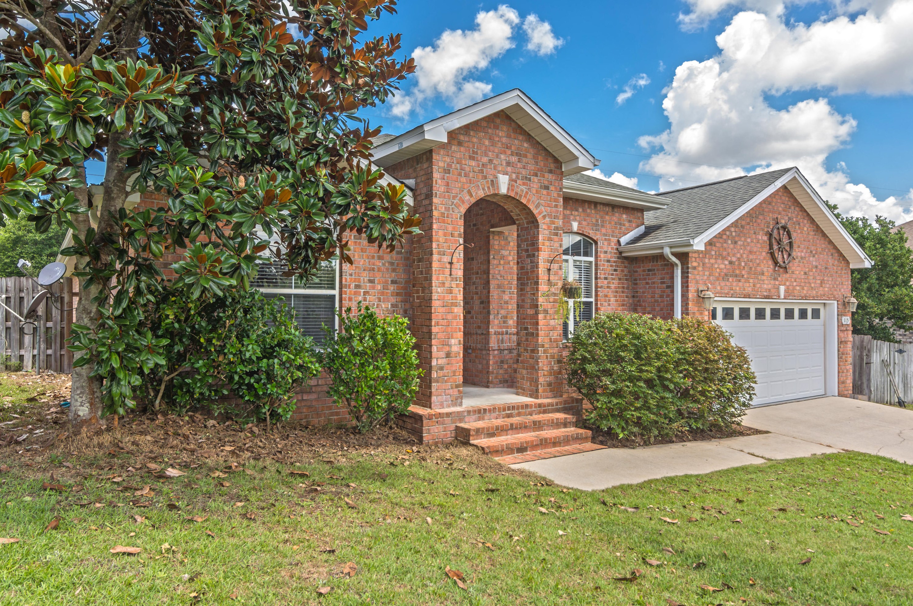 115 Trailwood Ln, Crestview, FL 32539-6961