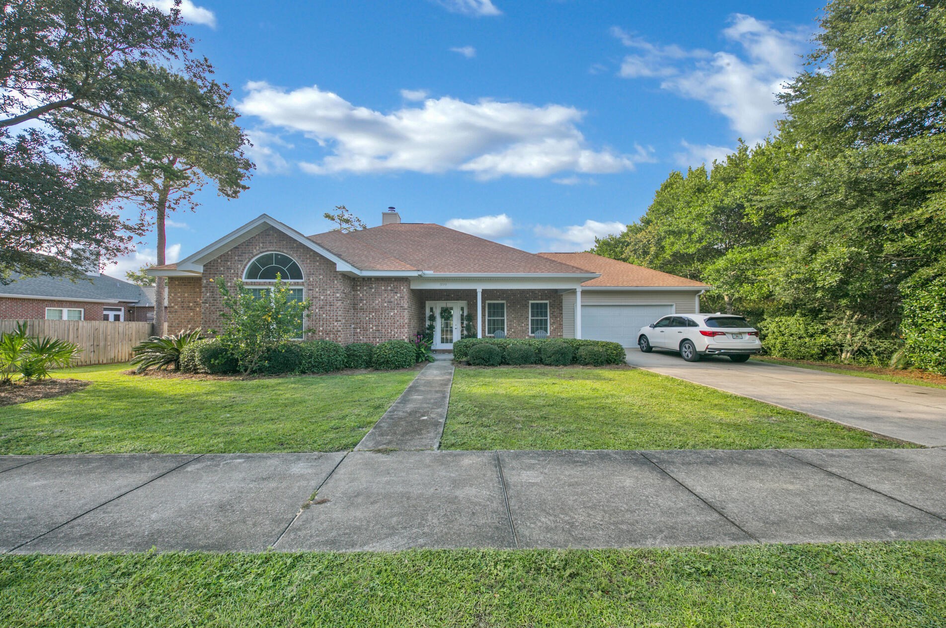 599 Legion Dr, Destin, FL 32541-2415