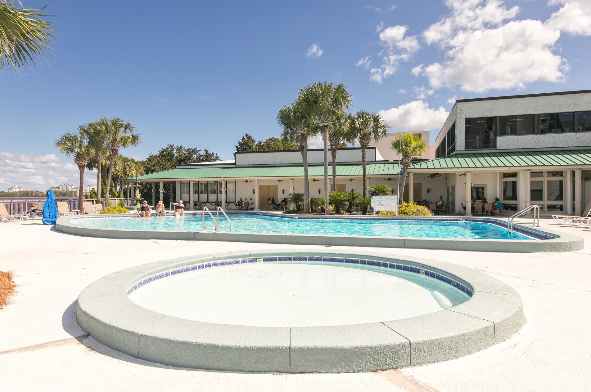 200 Sandestin Blvd, Destin FL  32550-7210 exterior