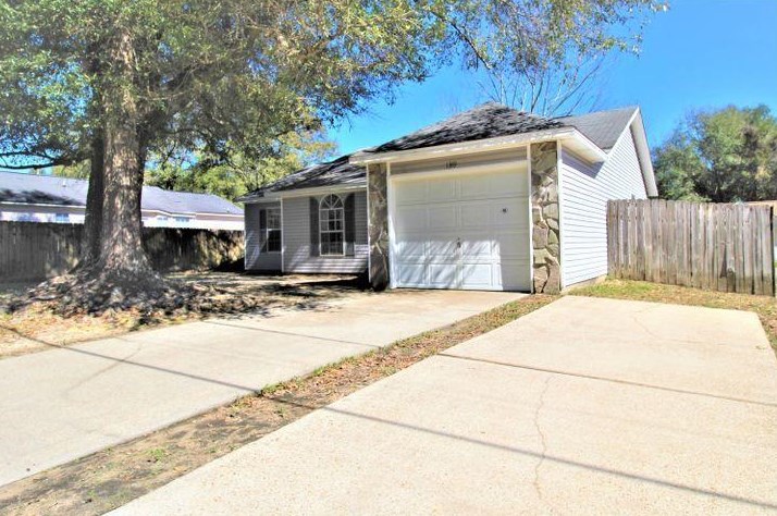 1319 Rayburn St, Crestview FL  32539-4907 exterior