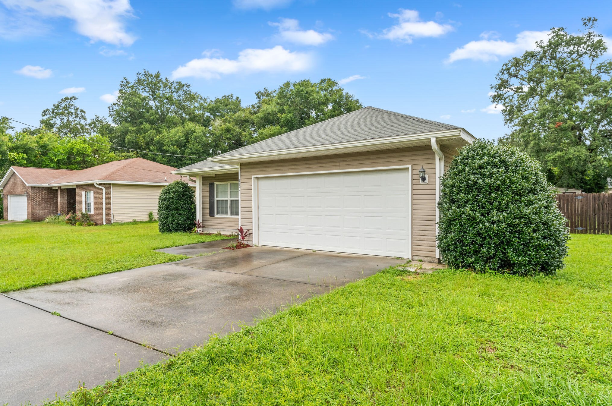 110 Nathey Ave, Niceville, FL 32578-1922