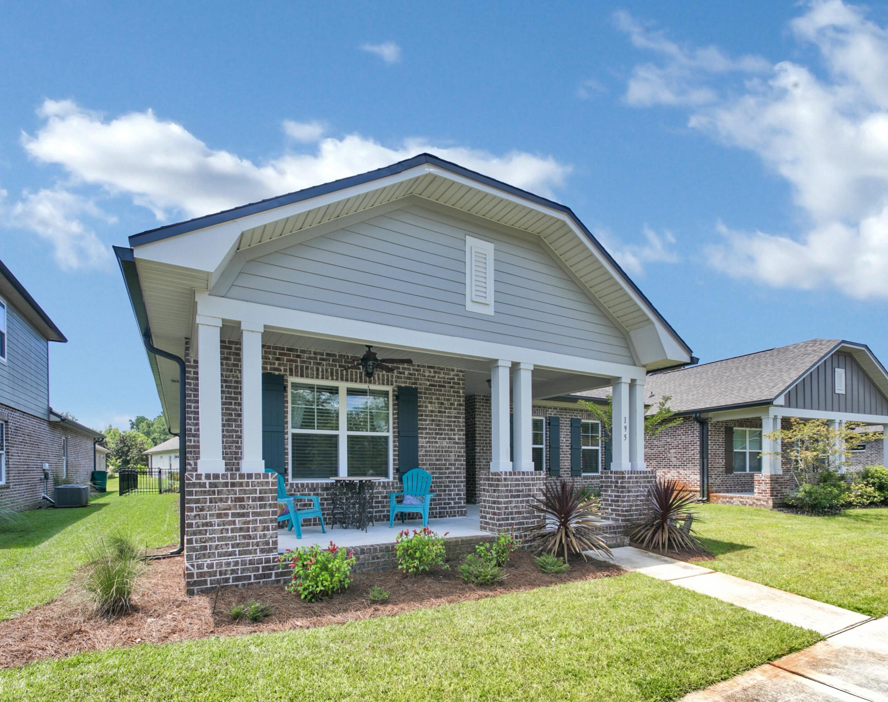 195 Oaktree Blvd, Freeport, FL 32439
