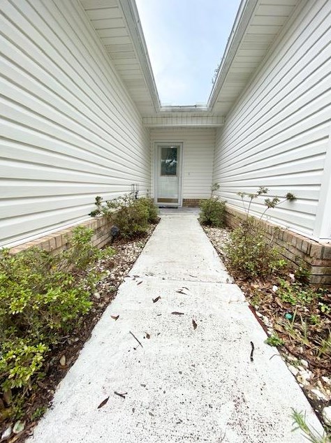 10 Courtney Ln, Crestview, FL 32539-7300
