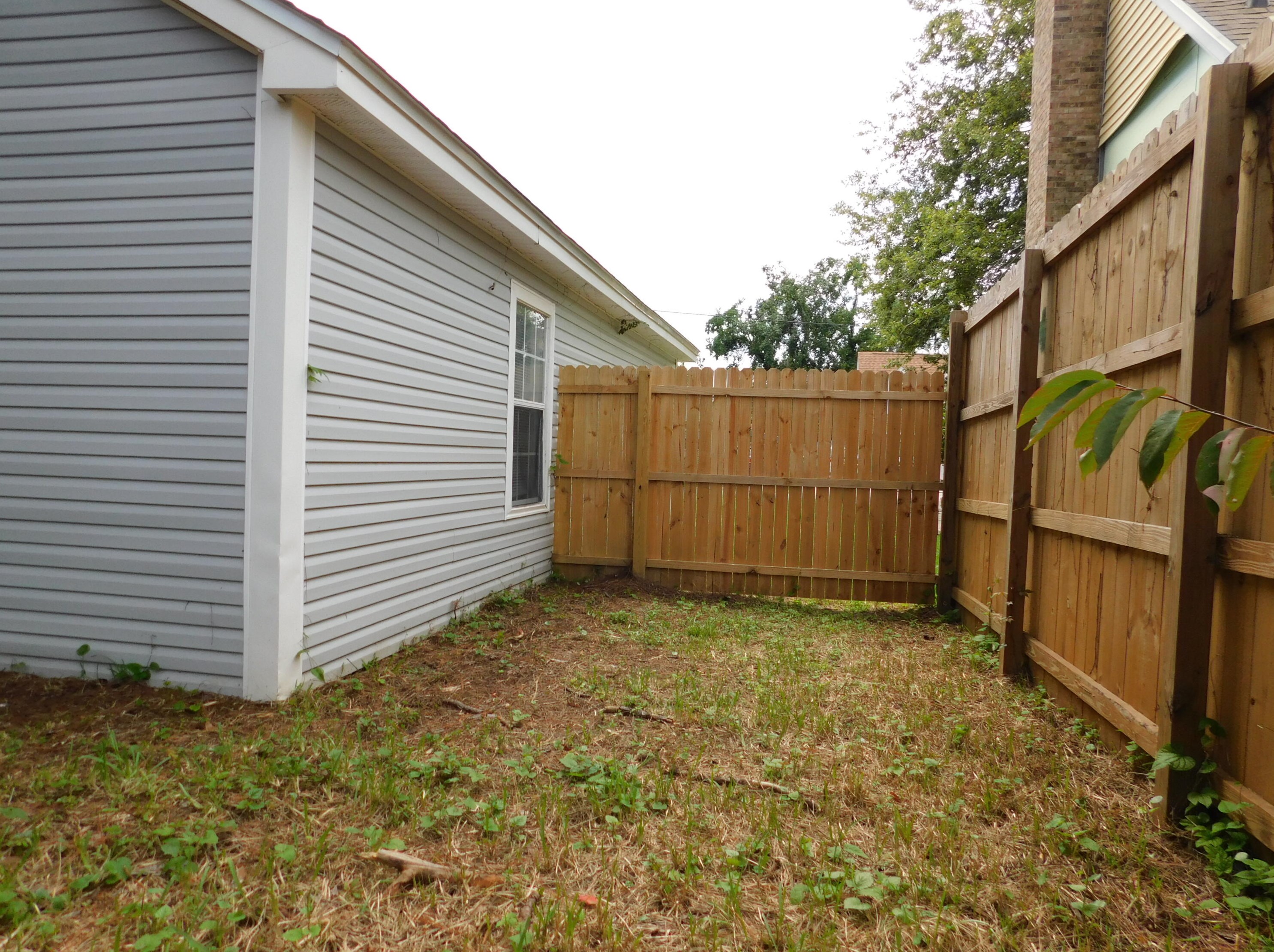 627 Lloyd St, Fort Walton Beach FL  32547-7122 exterior