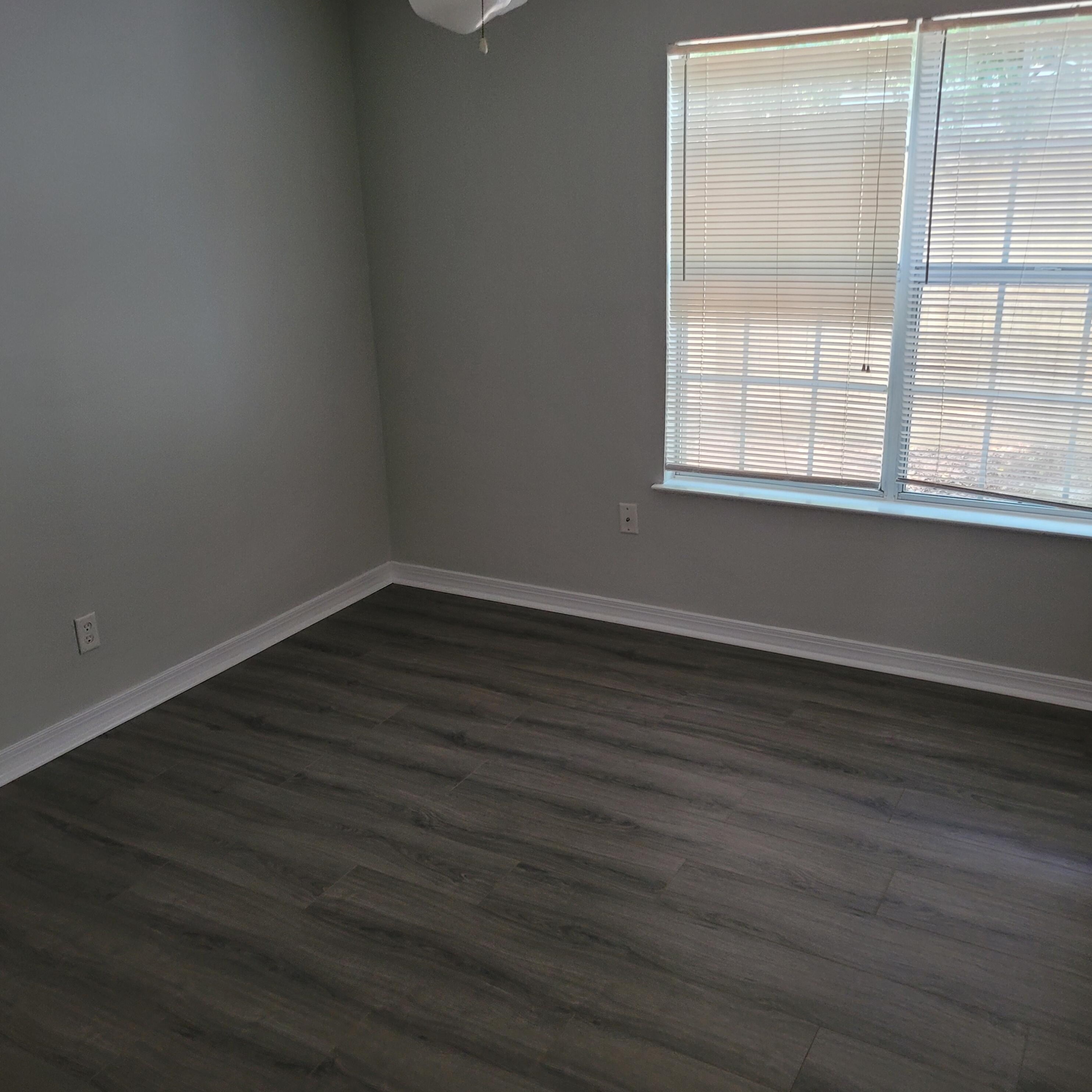 627 Lloyd St, Fort Walton Beach FL  32547-7122 exterior