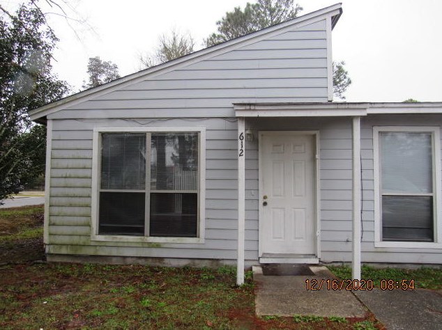 612 Carnathan Ct, Fort Walton Beach, FL 32547