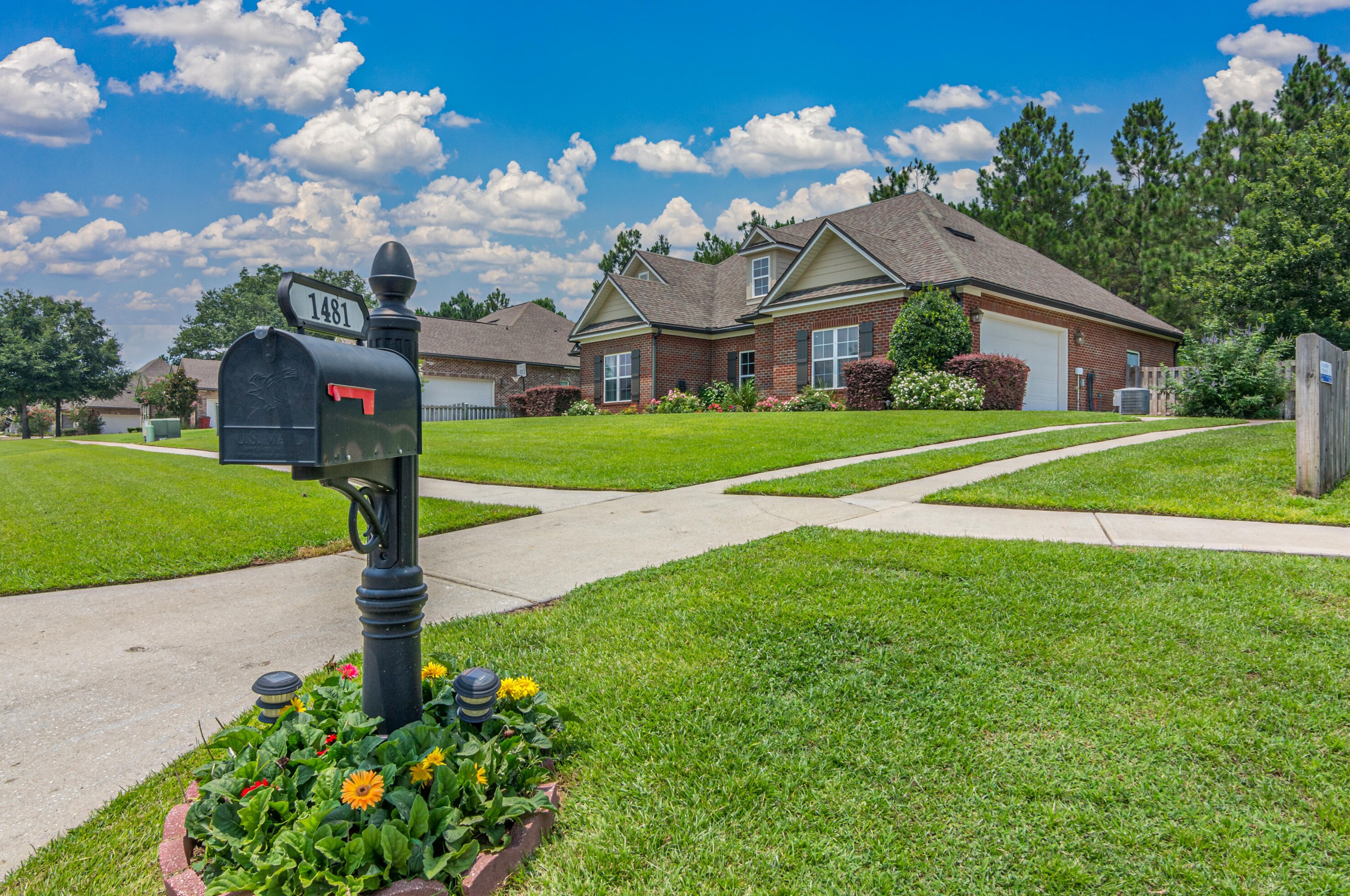 1481 Mill Creek Dr, Crestview, FL 32531