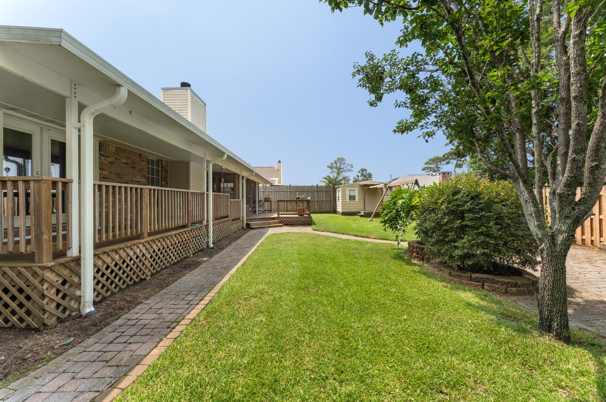 531 Timberlake Dr, Mary Esther FL  32569-2273 exterior