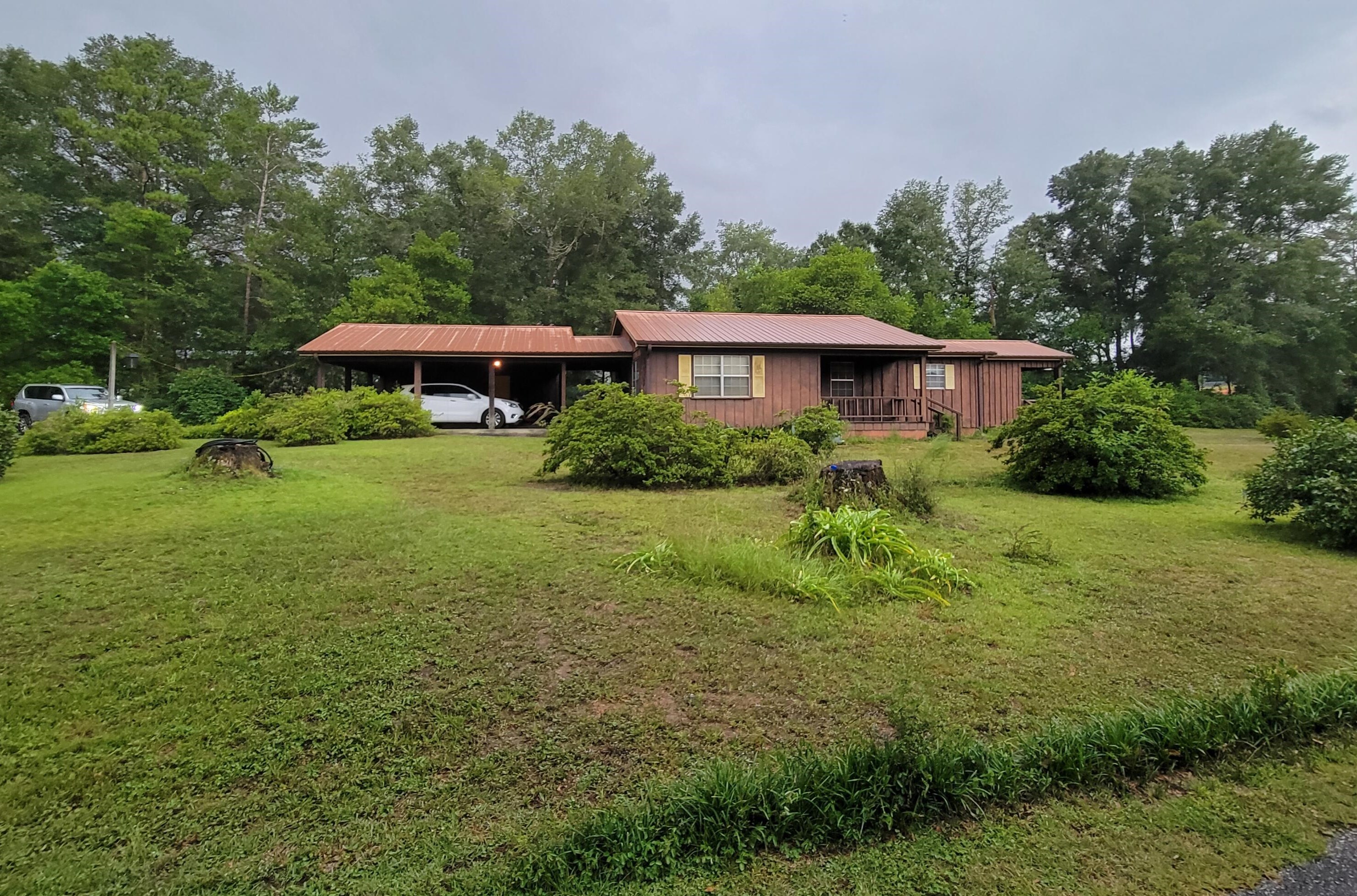 1600 State Hwy 83 N, Defuniak Springs, FL 32433