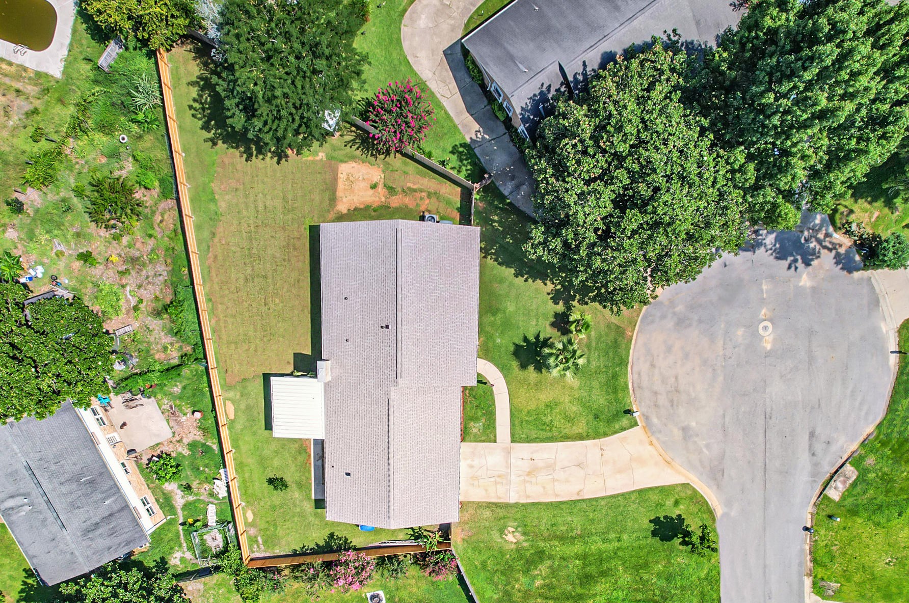 6546 Lake Charlene Dr, Pensacola, FL 32506