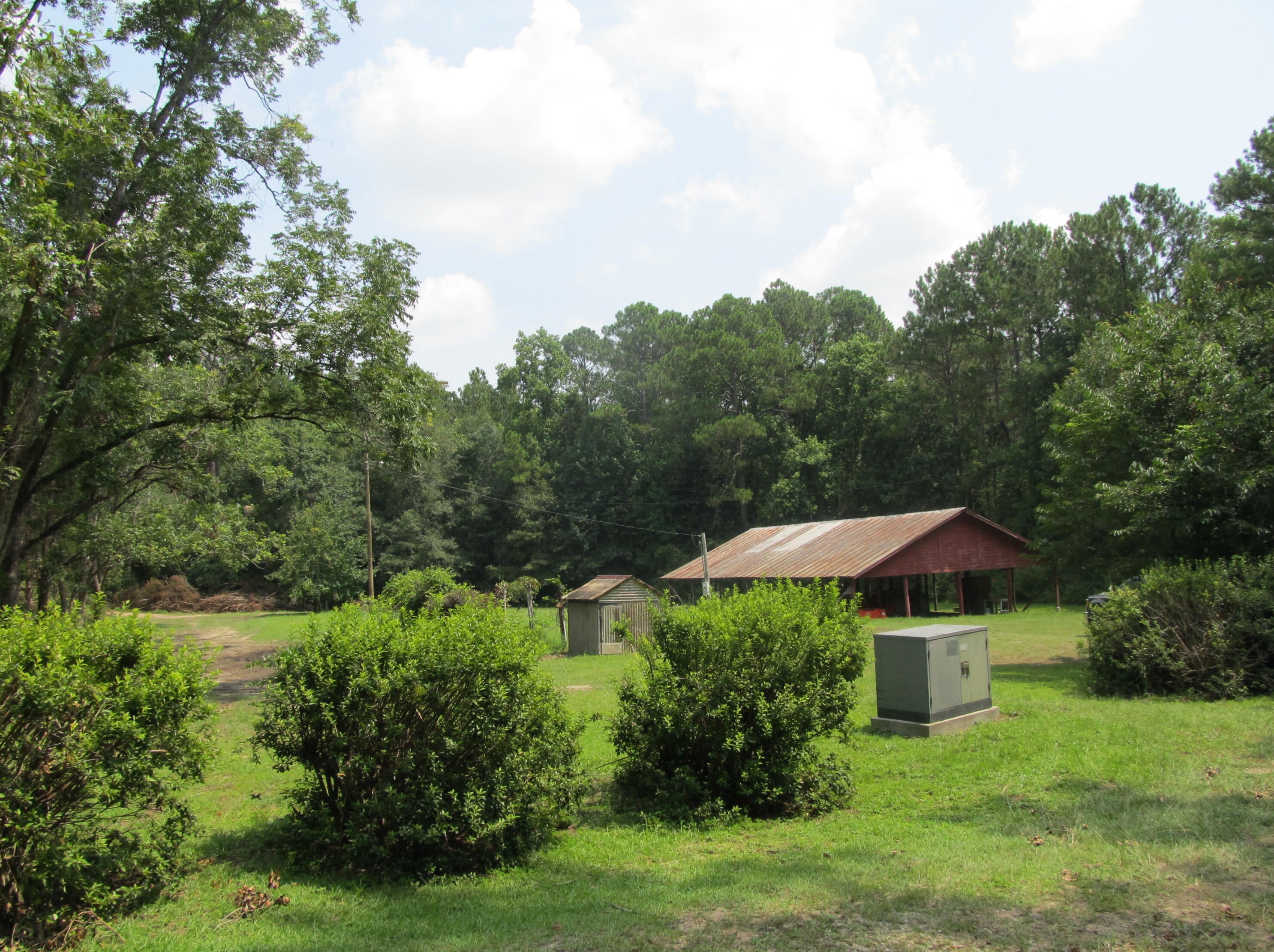 2684 Bob Sikes Rd, Defuniak Springs, FL 32435