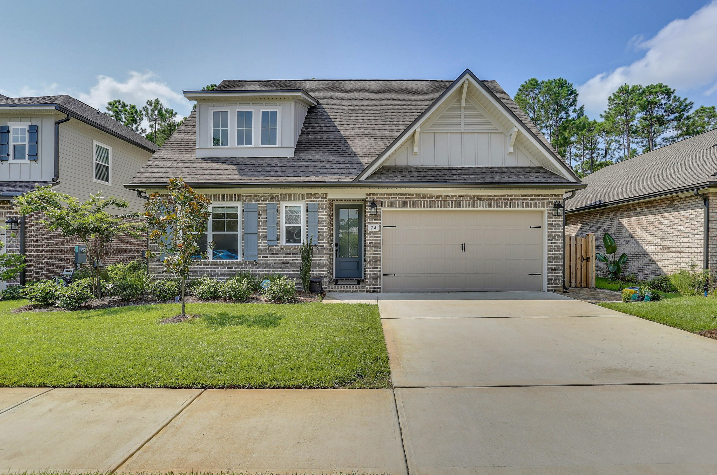74 Oyster Blvd, Freeport, FL 32439