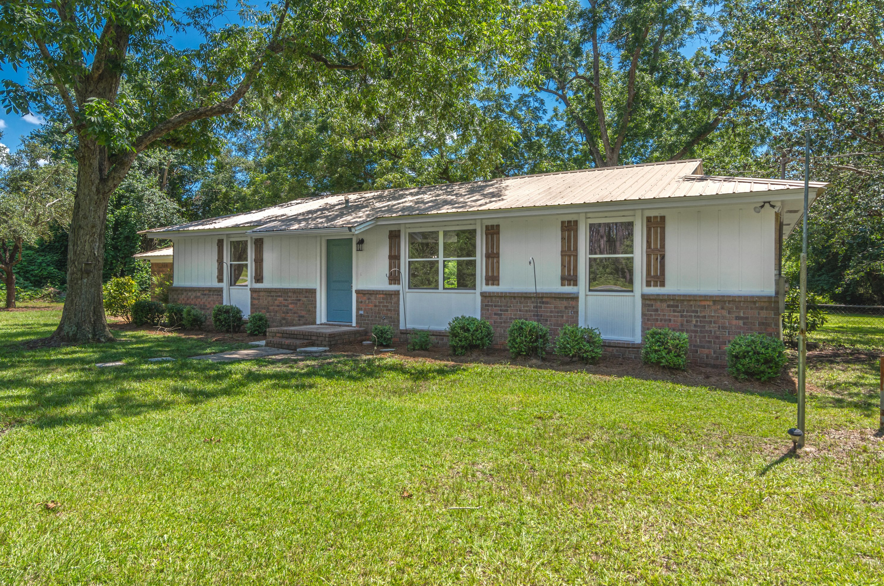 5994 Hwy 4, Crestview, FL 32531