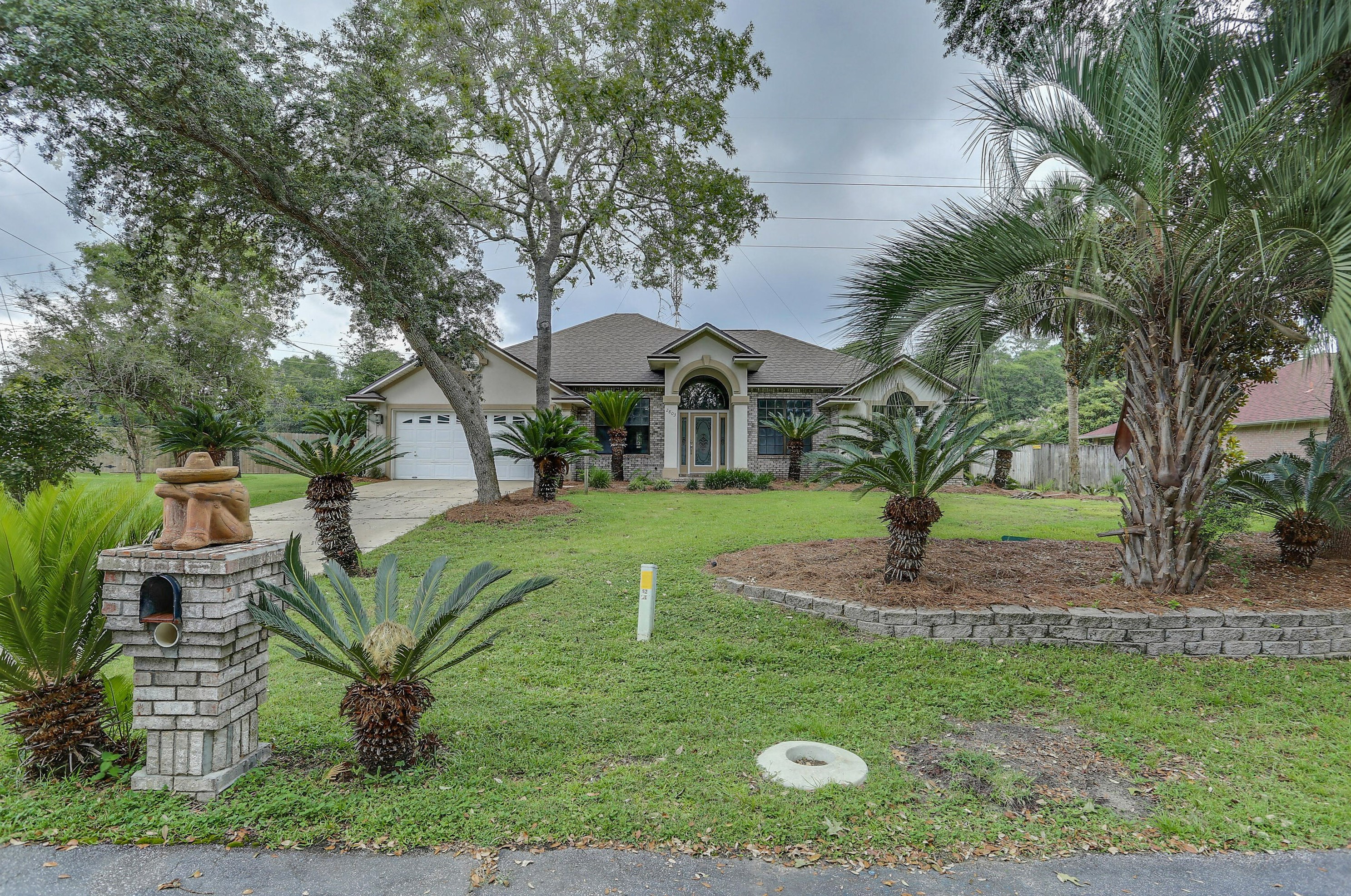2803 Hogan Ln, Crestview, FL 32539-8374
