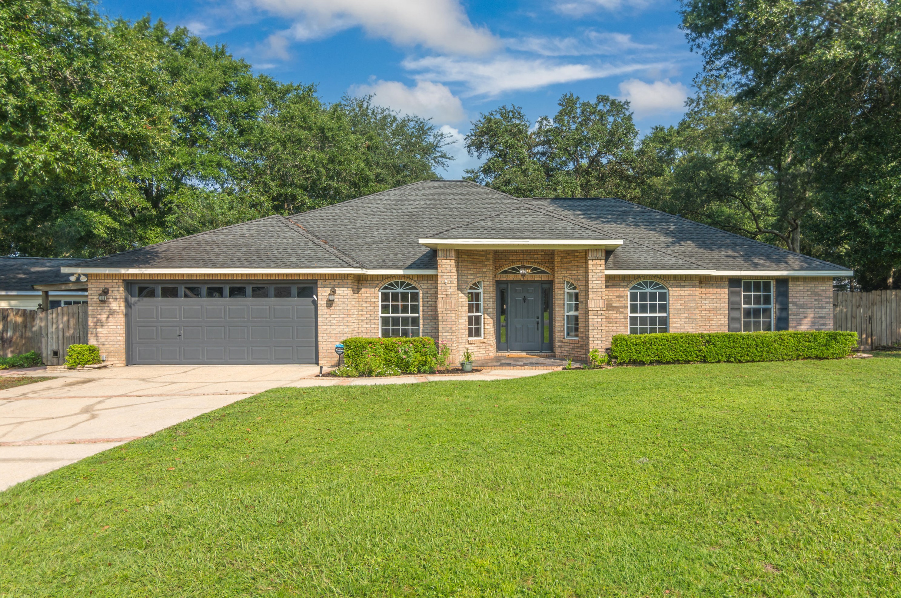 2780 Willow Bend Ct, Crestview, FL 32539-6323