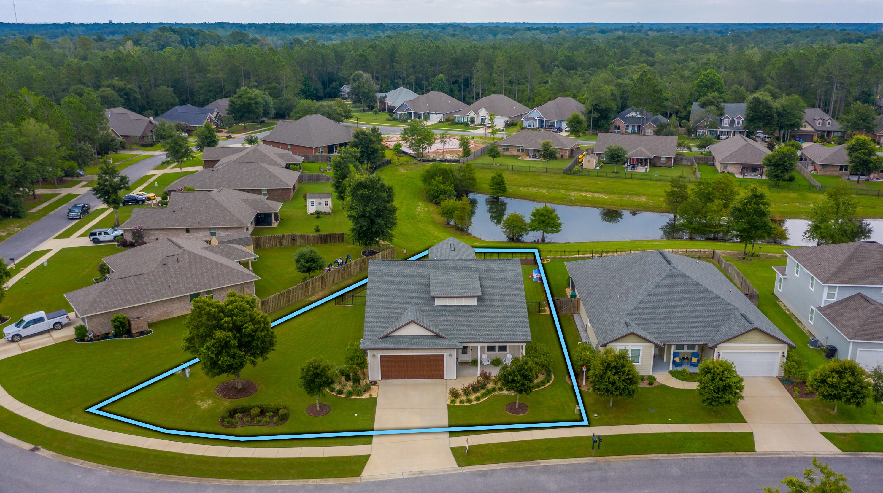 100 Amadeus Ave, Freeport, FL 32439