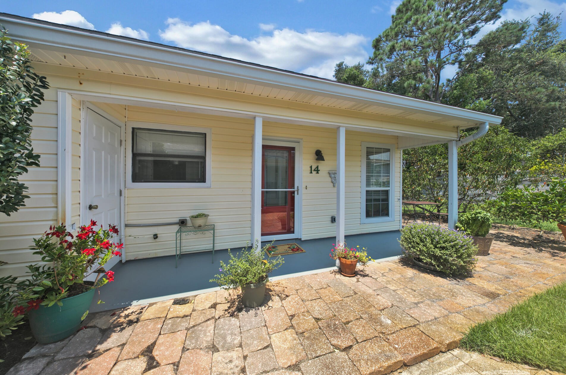 37 E Bradley Street E #unit 14, Destin, FL 32550
