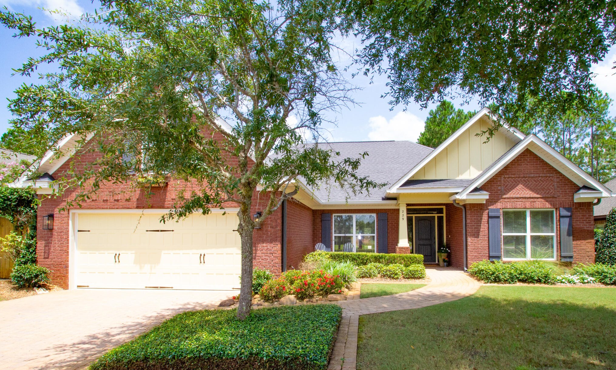229 Amadeus Ave, Freeport, FL 32439