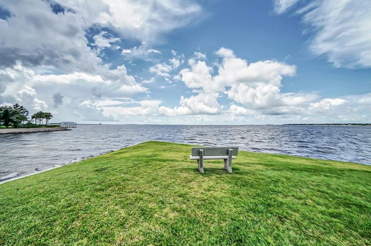 101 Old Ferry Rd #18d, Shalimar, FL 32579