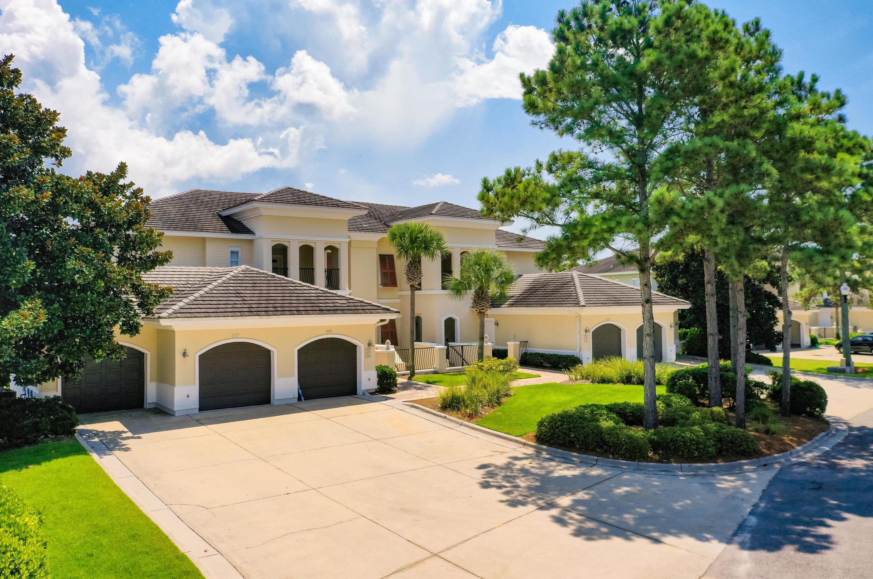 5378 Pine Ridge Ln, Destin, FL 32550-4212
