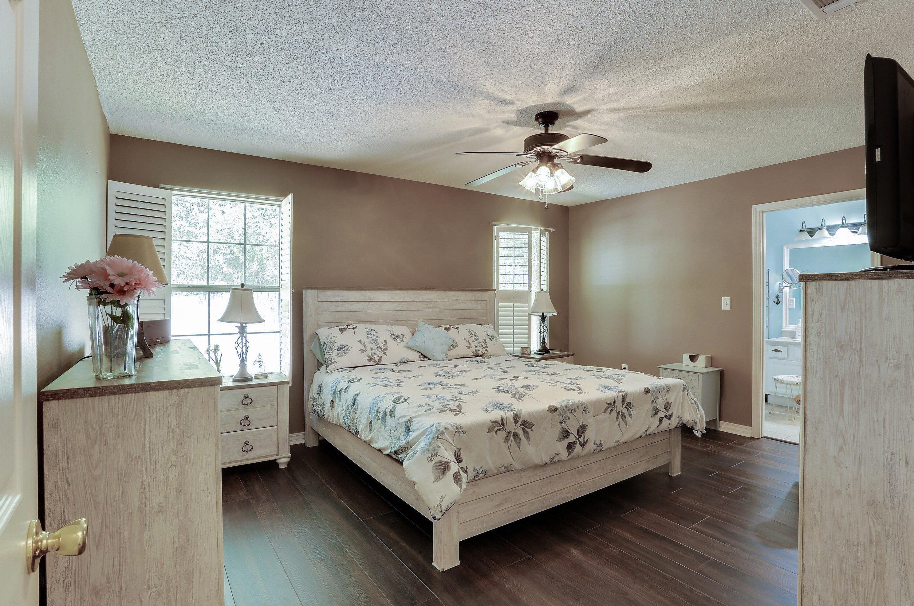 4829 Acorn Dr, Crestview FL  32539-6403 exterior