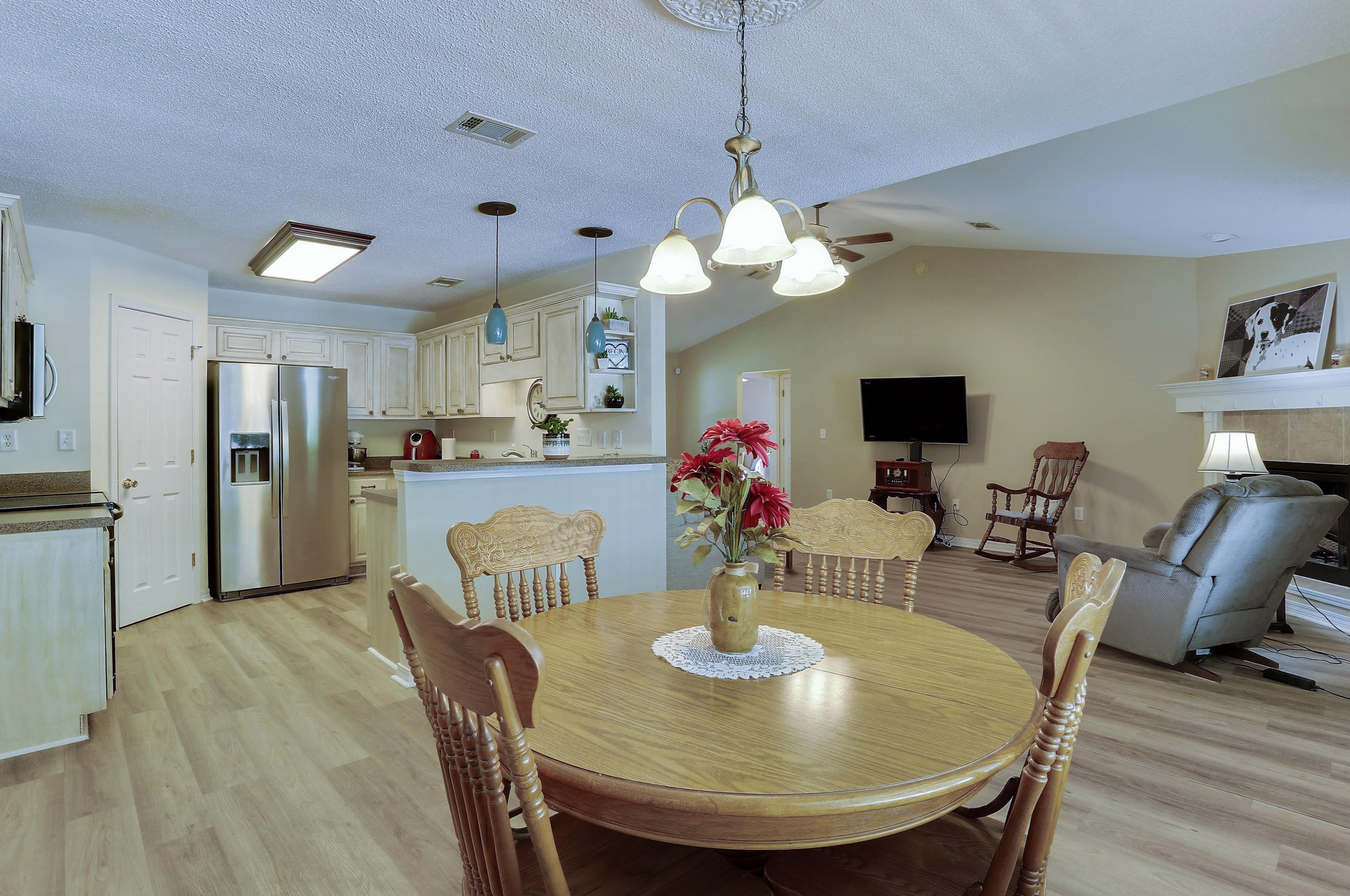 4829 Acorn Dr, Crestview FL  32539-6403 exterior