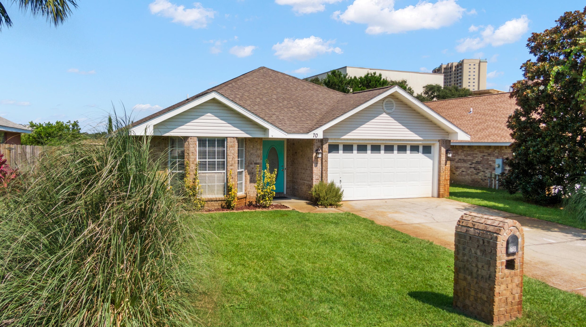70 Leeward Dr, Destin, FL 32550