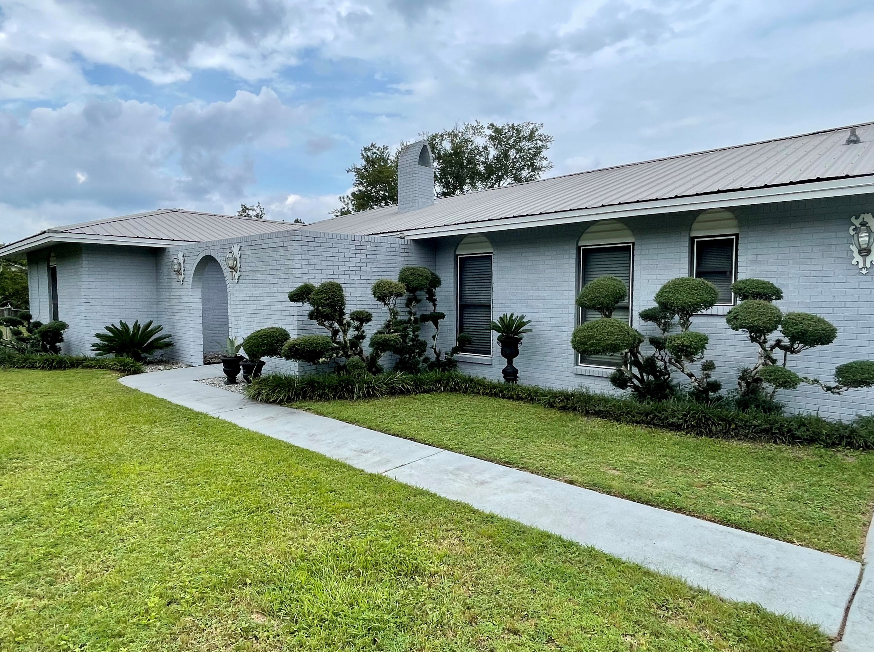 1308 Grandview Dr, Crestview, FL 32539-8517