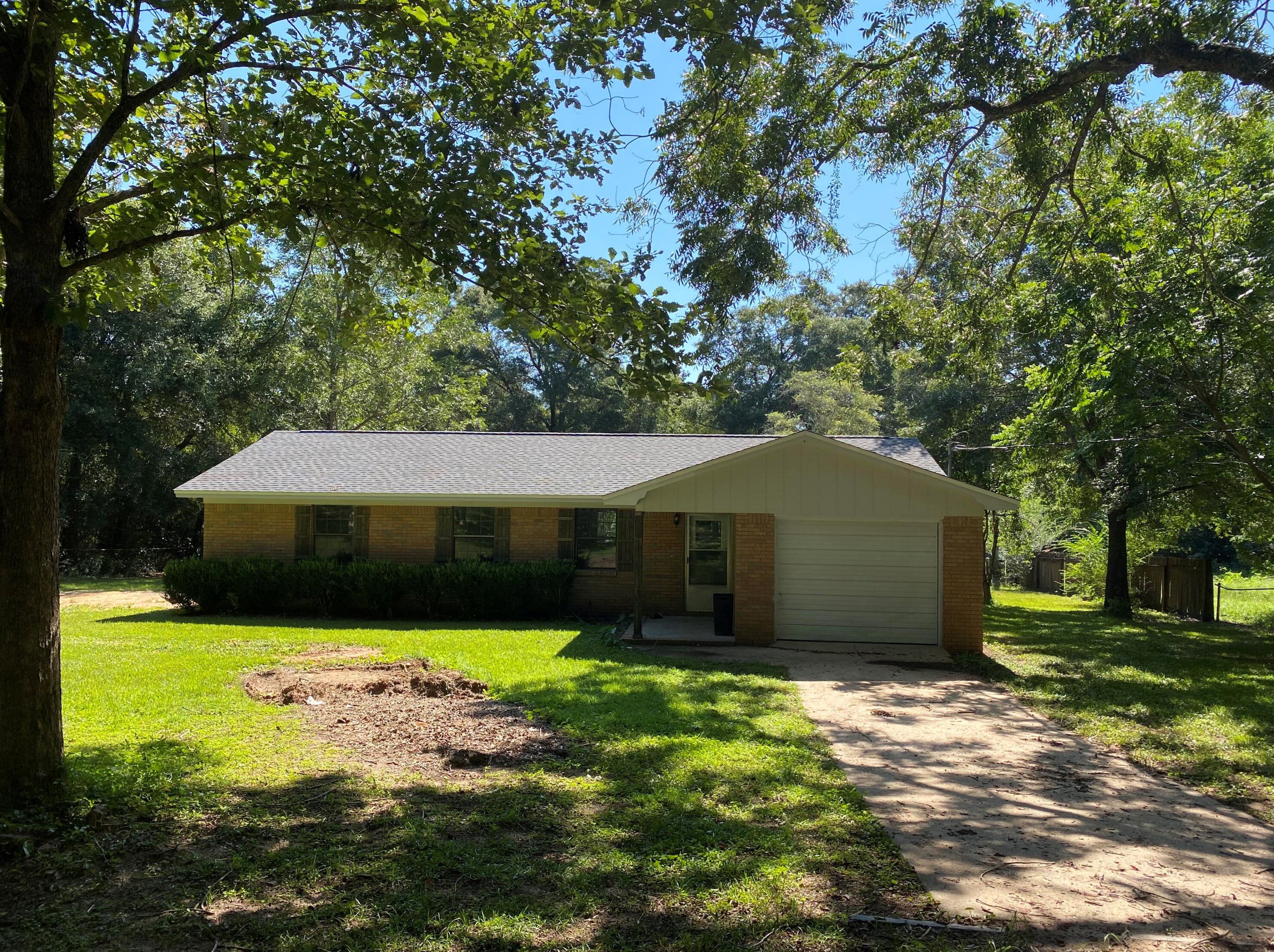 6646 Yosemite Way, Crestview FL  32531-7935 exterior