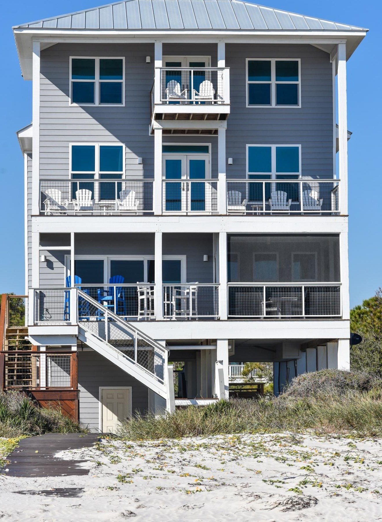 2242 Sailfish Dr, Saint George Island, FL 32328