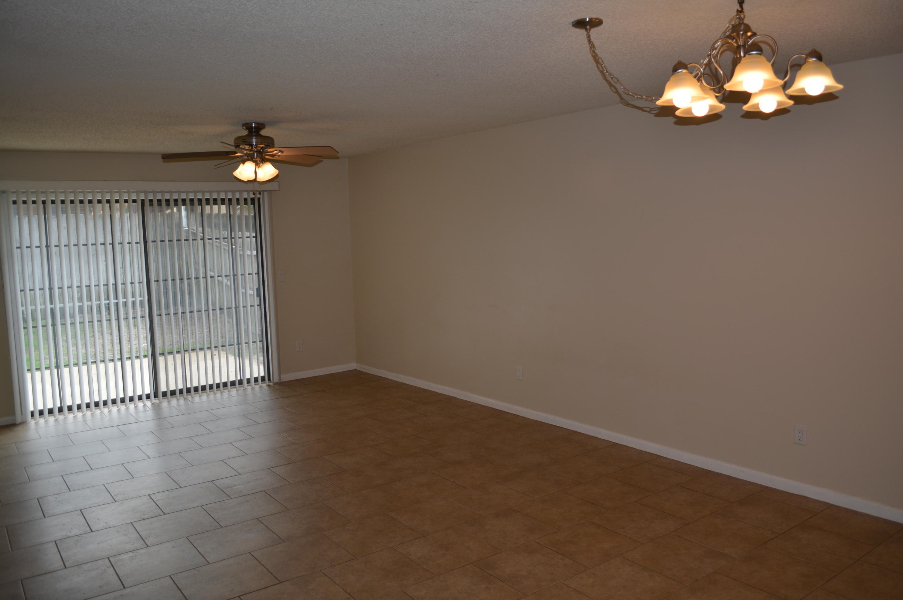 96 4th St, Shalimar, FL 32579