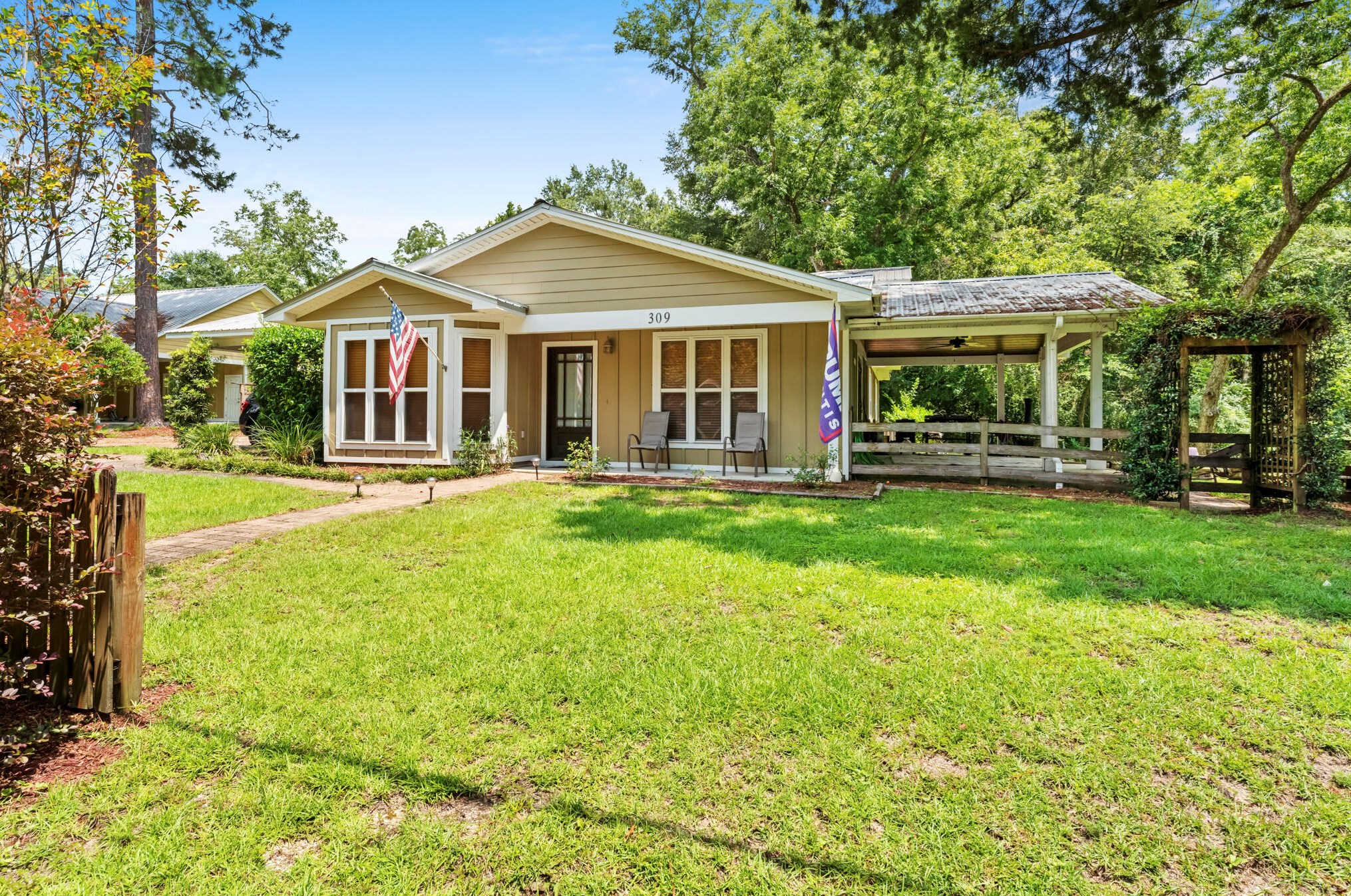 309 E County Hwy 83a E, Freeport, FL 32439