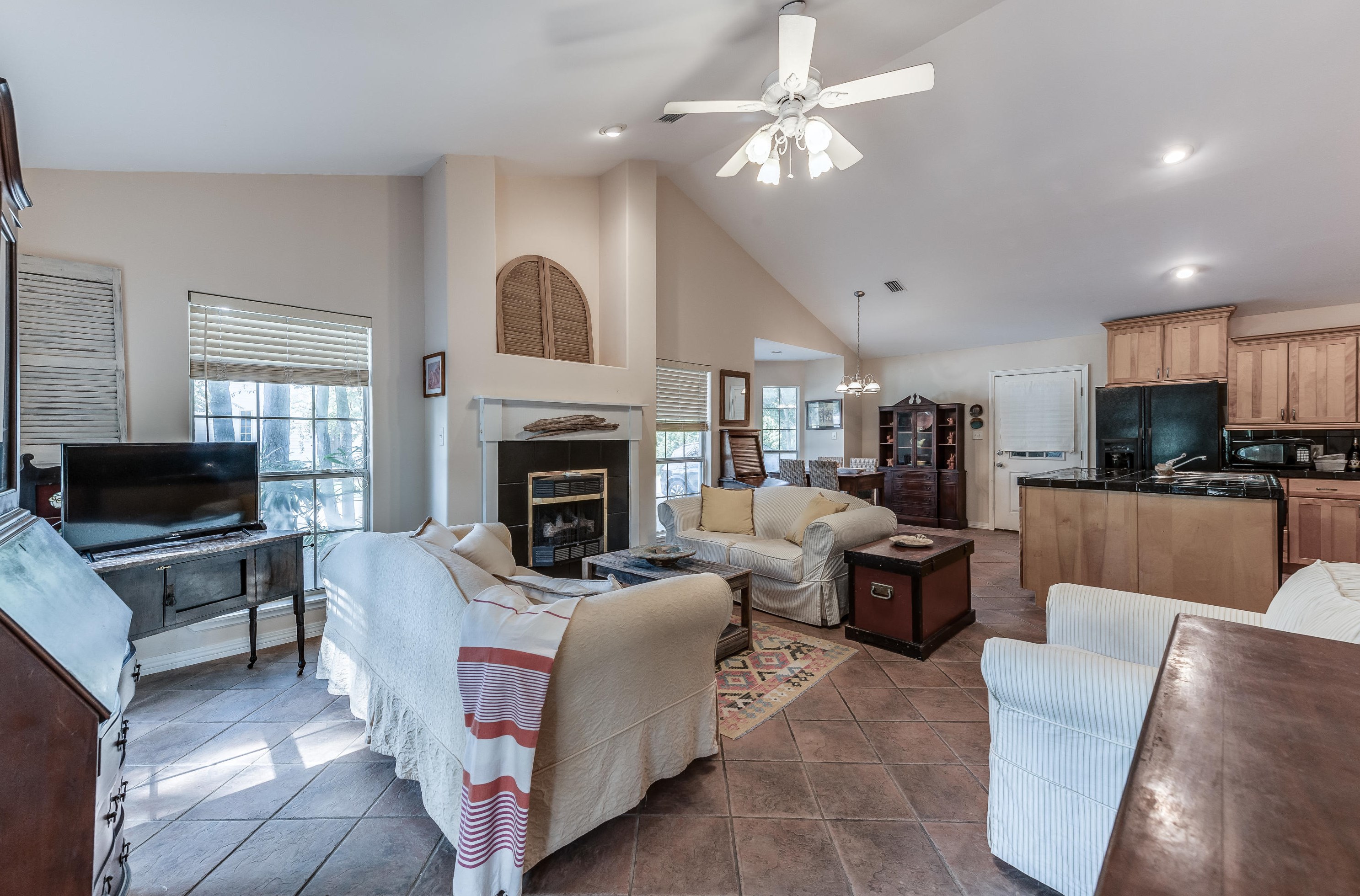 24 Little Canal Dr, Santa Rosa Beach, FL 32459-5554