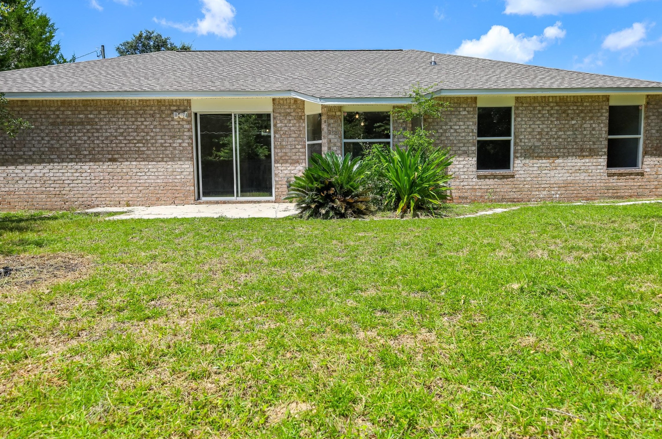 408 Hatchee Dr, Crestview FL  32536-5202 exterior