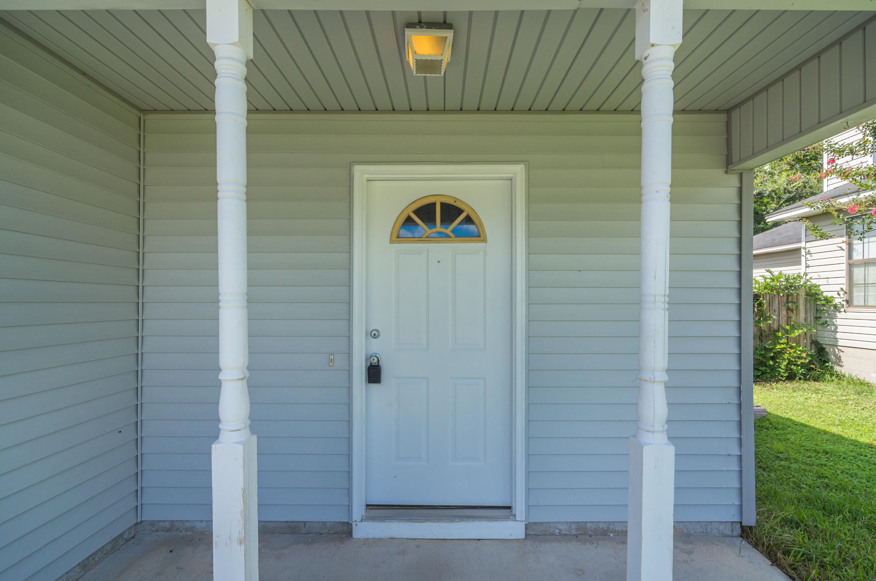 440 Apple Dr, Crestview FL  32536-9240 exterior
