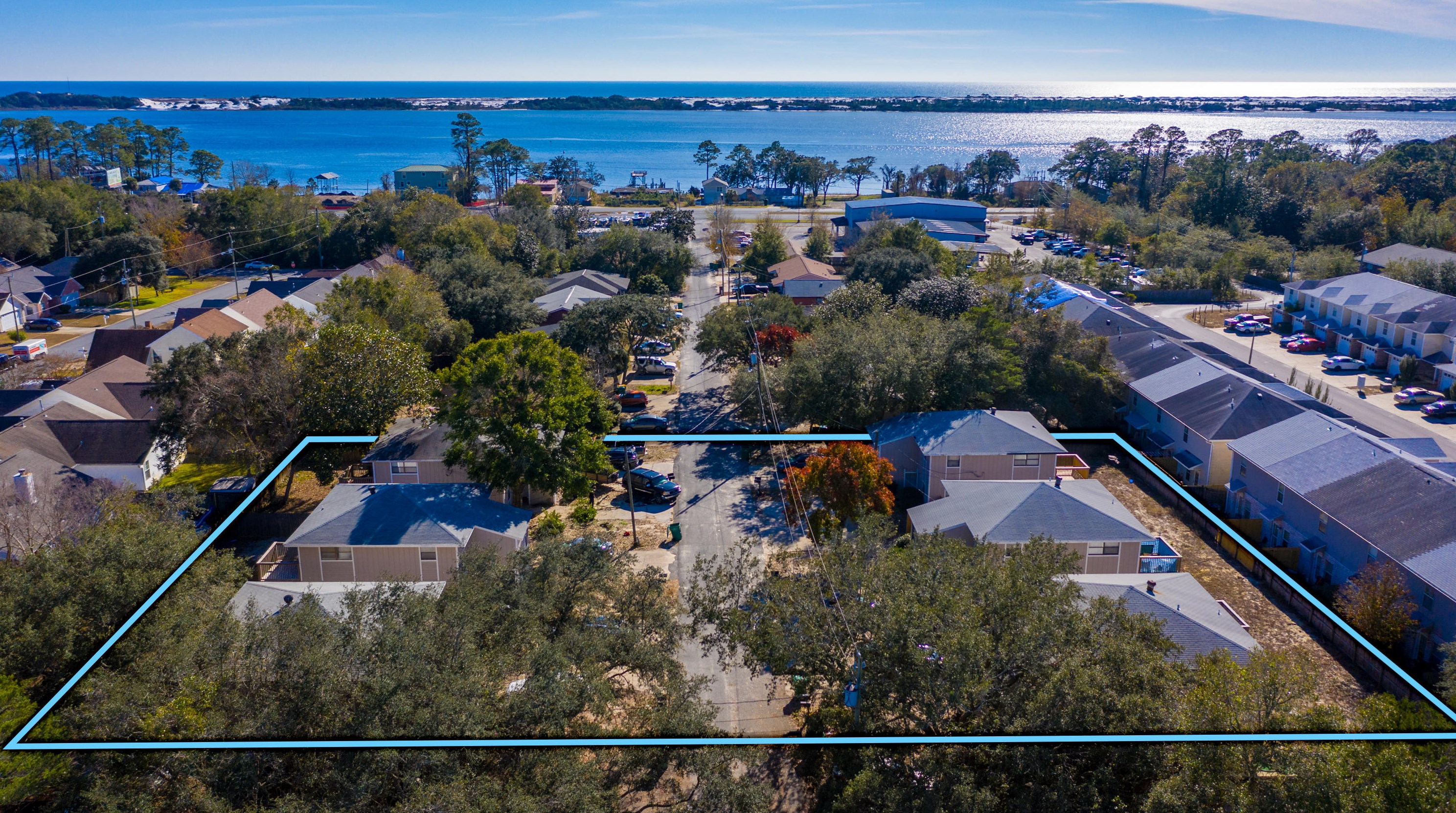 91 Josie Rd, Mary Esther, FL 32569