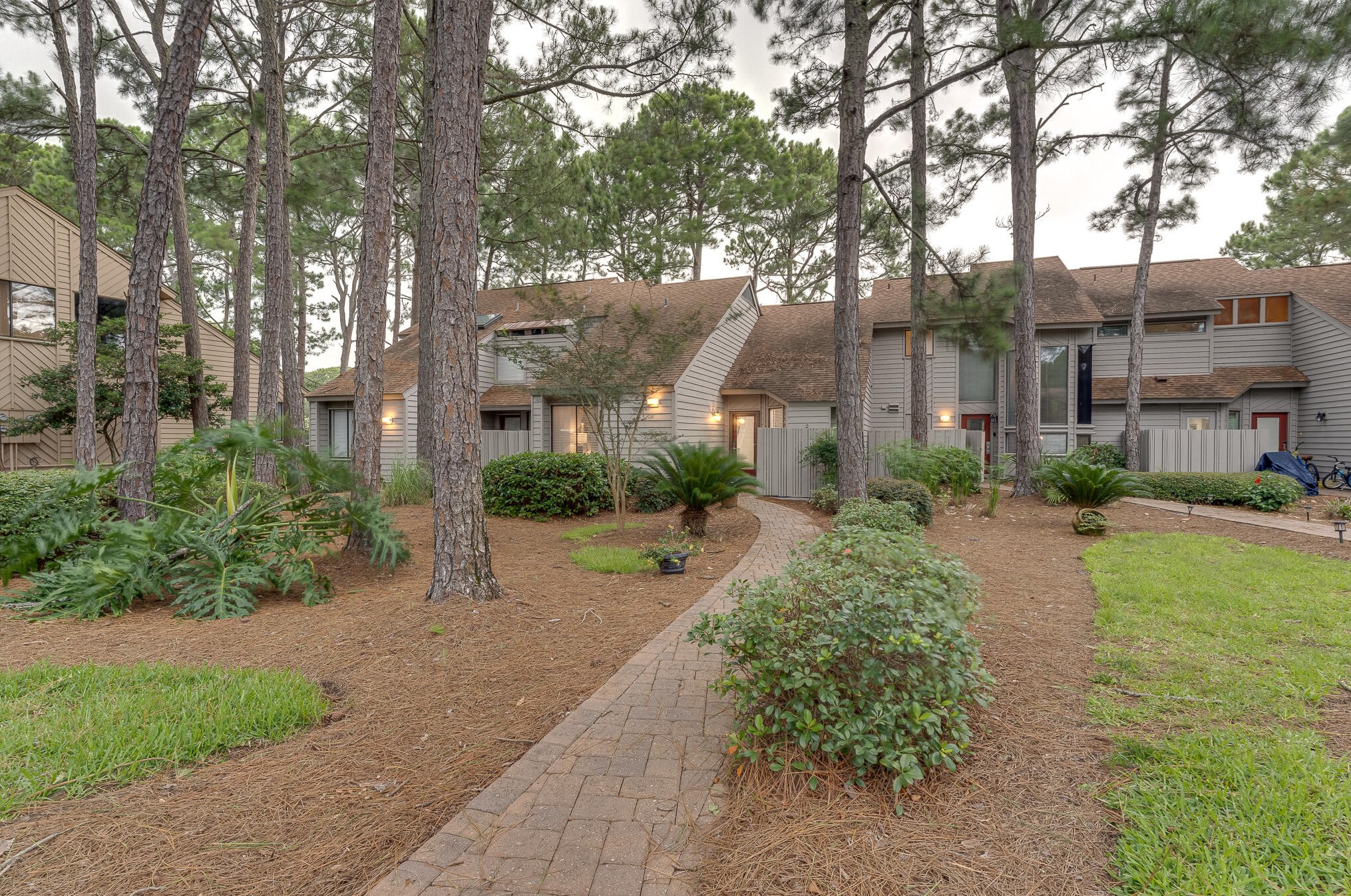 264 Eagle Dr, Destin, FL 32550-4859