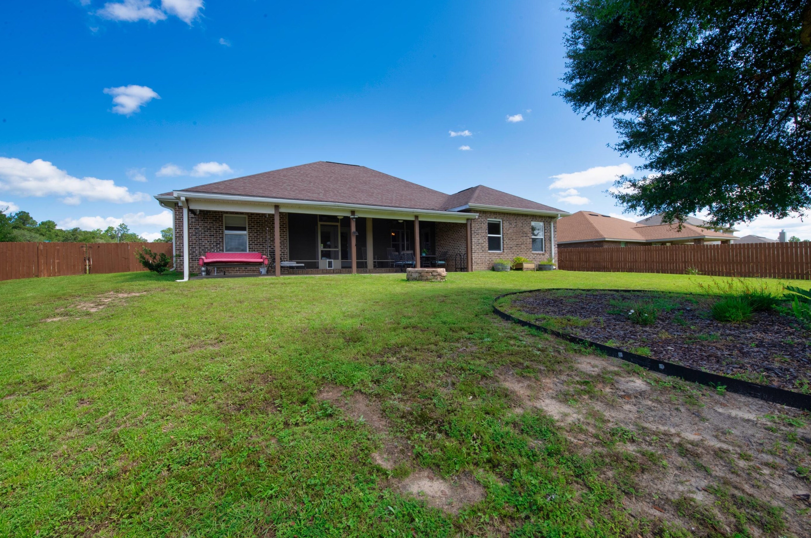5762 Marigold Loop, Crestview FL  32539-8405 exterior