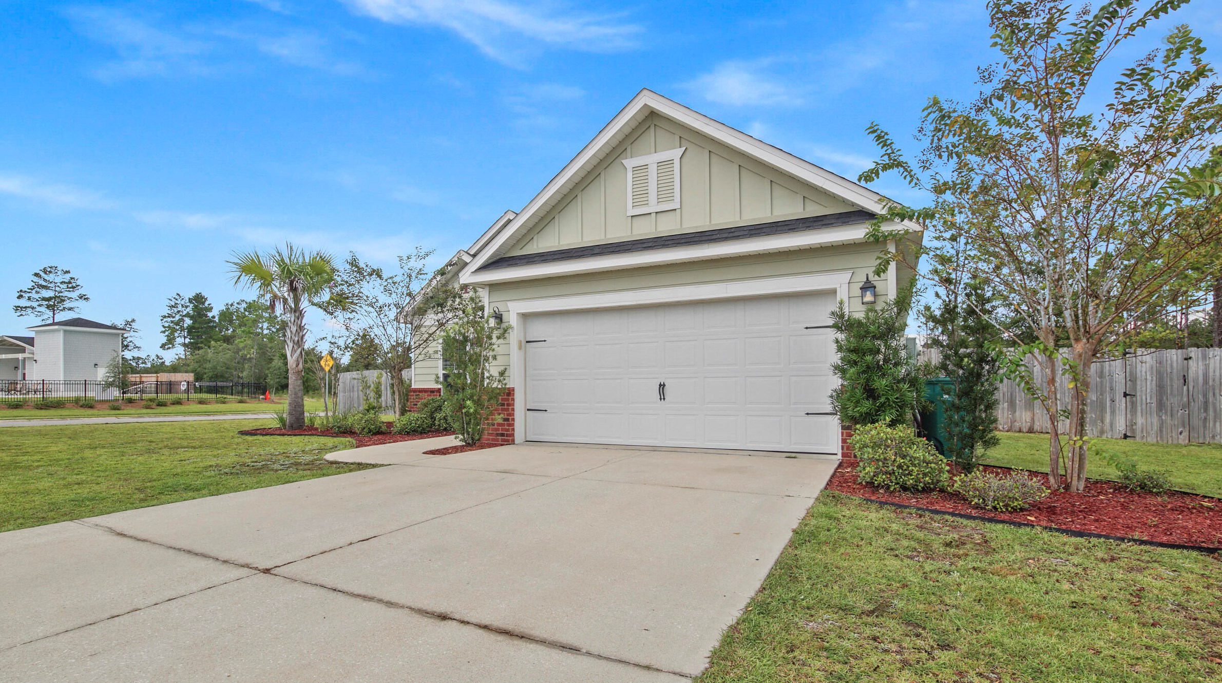 210 Whispering Creek Ave, Freeport, FL 32439
