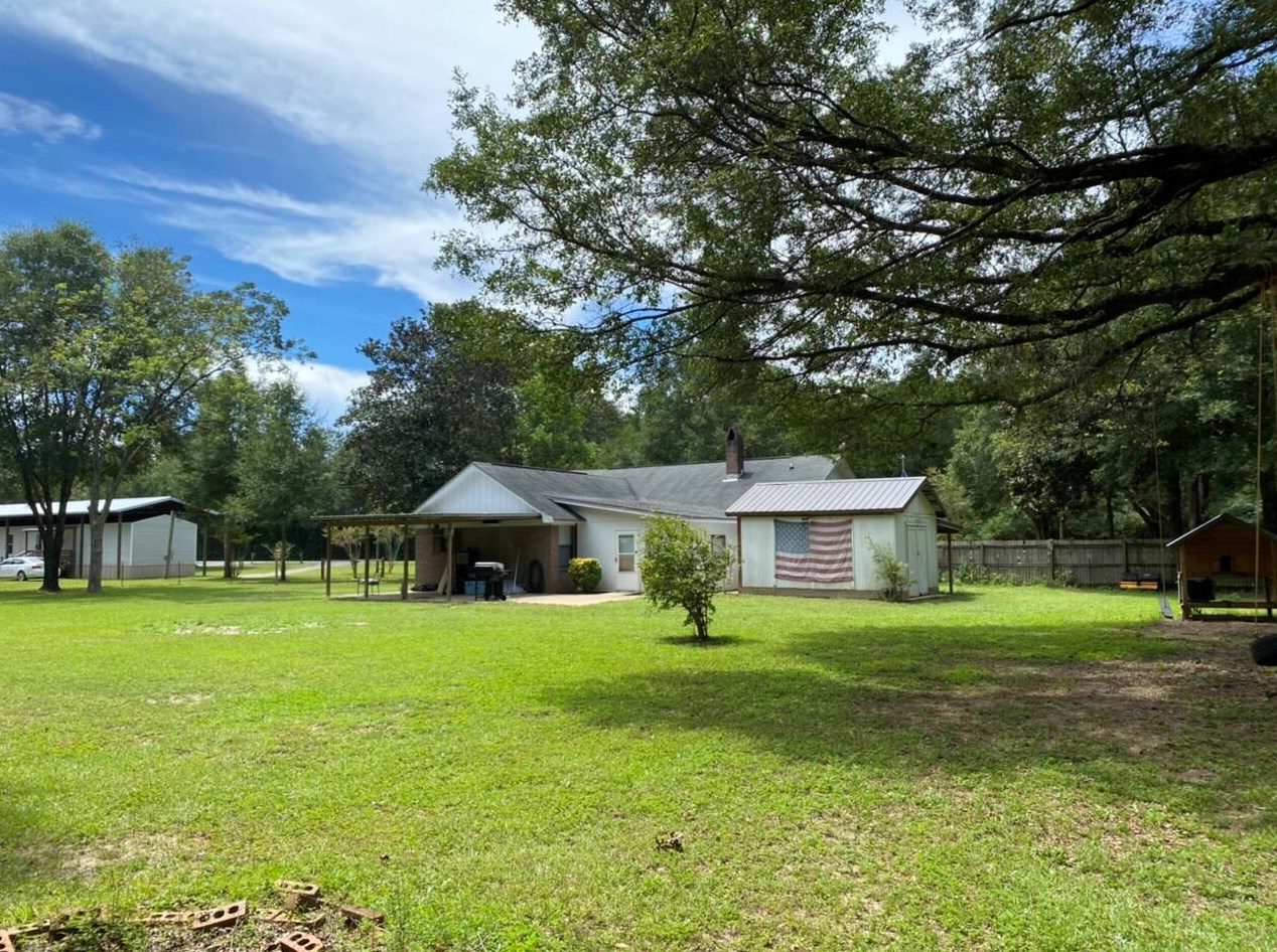 5265 Griffith Mill Rd, Crestview, FL 32531-8337
