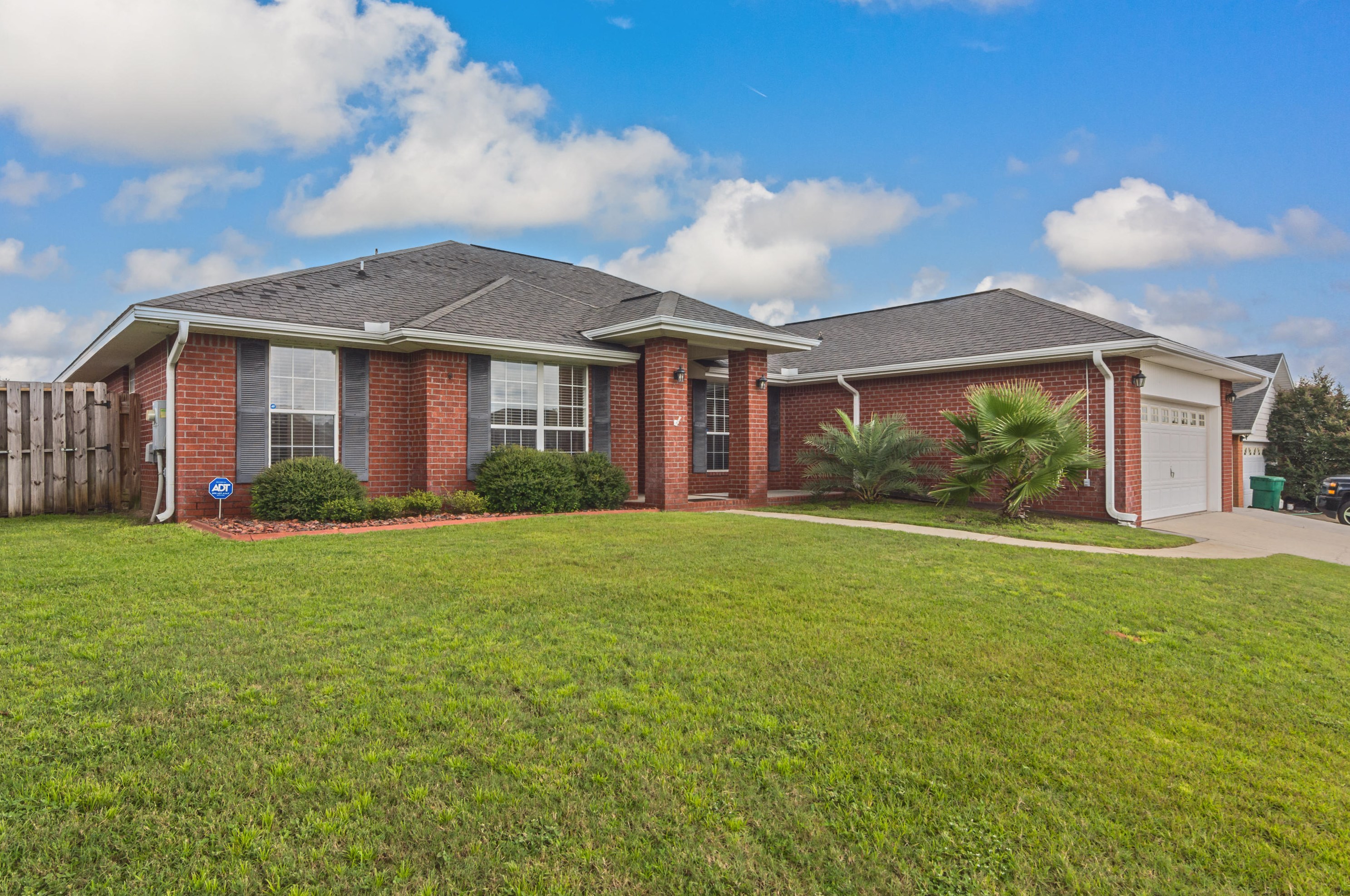 2144 Hagood Loop, Crestview FL  32536-5457 exterior