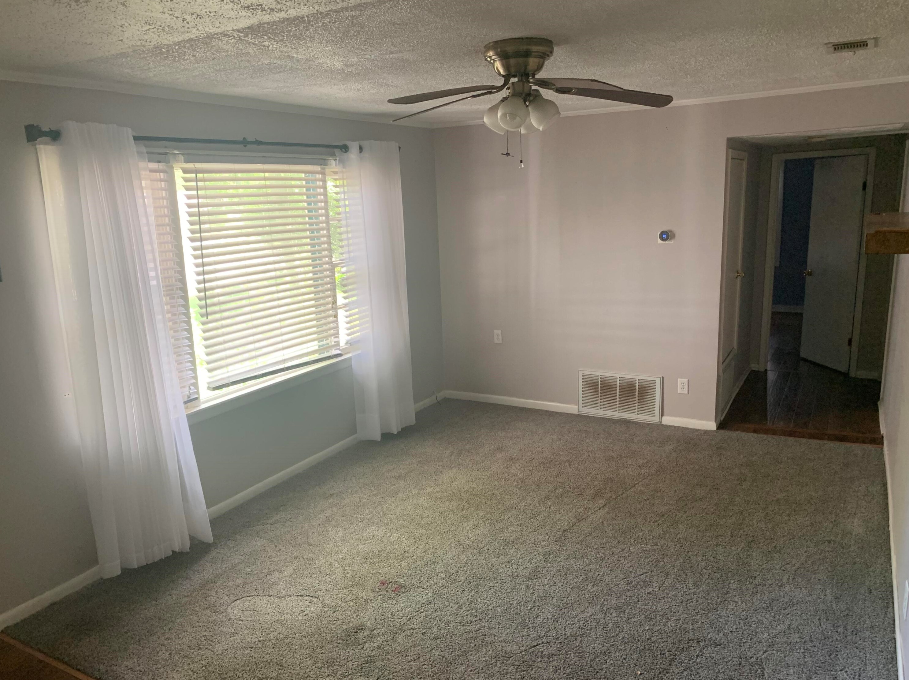 557 Robinson Ave, Crestview FL  32539-4623 exterior