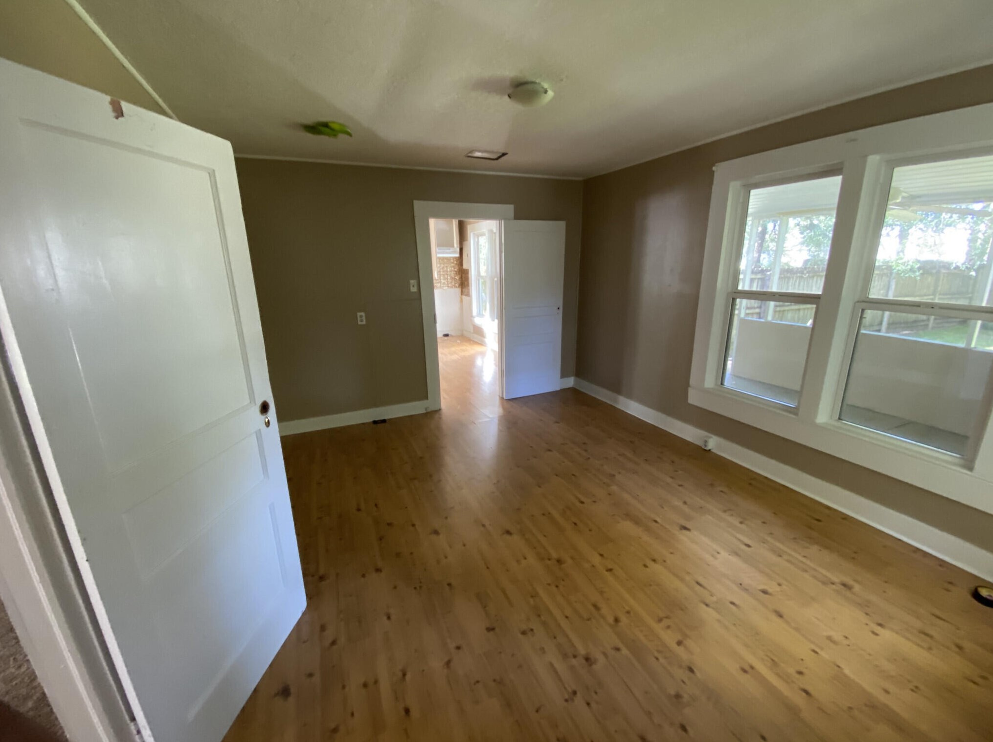 501 Wilson St, Crestview, FL 32536-4153
