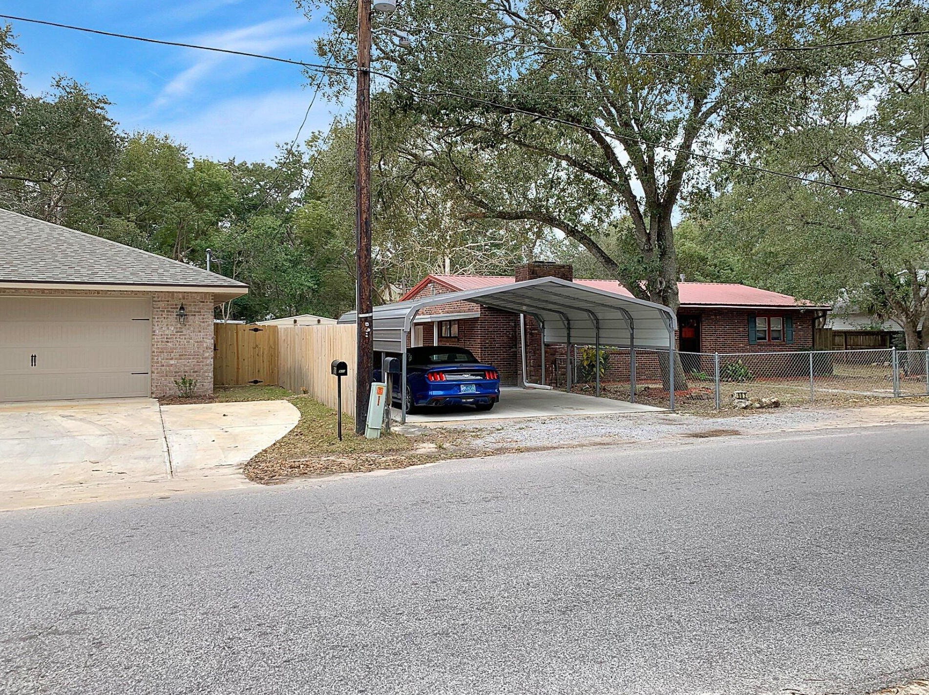 902 Pineview Blvd, Fort Walton Beach, FL 32547-1427