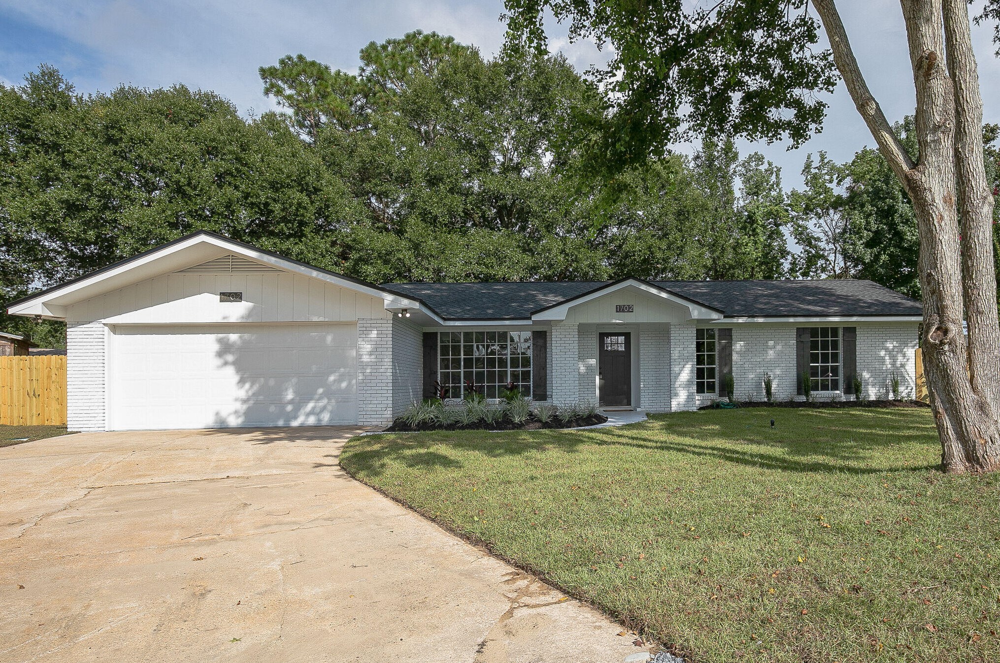1702 Green Palm Cir, Niceville, FL 32578-3516
