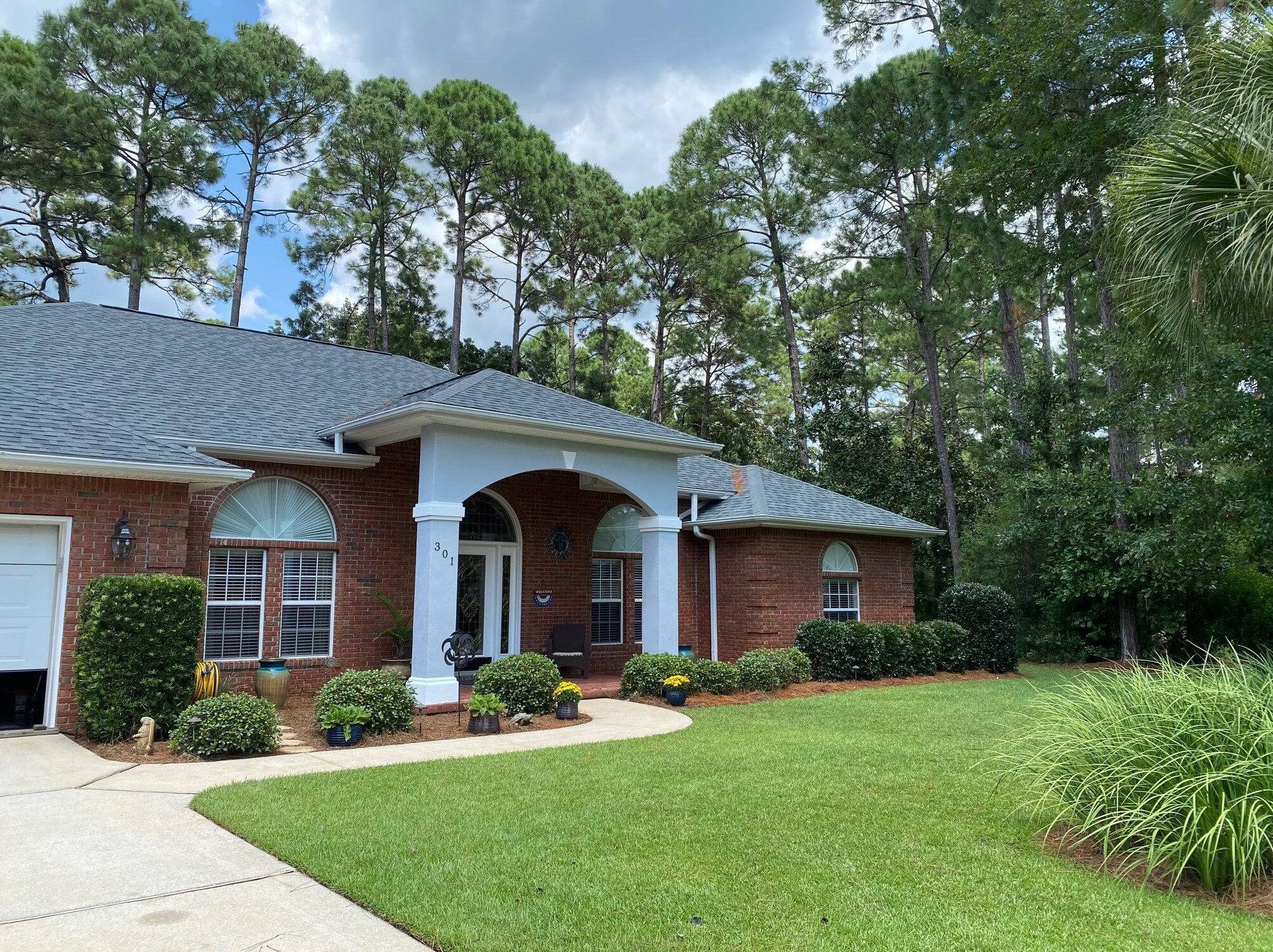 301 Mulberry Ct, Niceville, FL 32578-3750