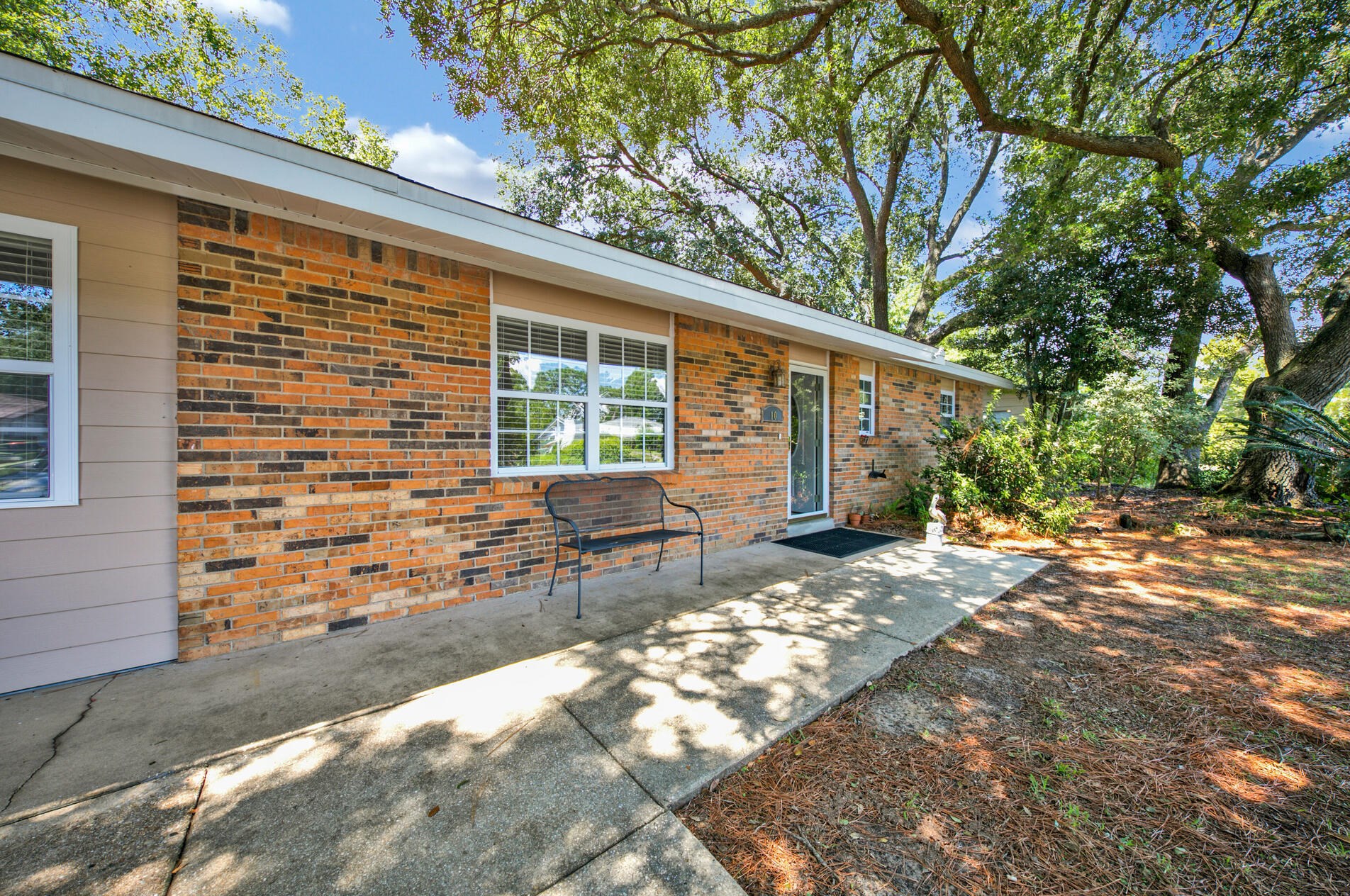 10 Deal Ave, Fort Walton Beach, FL 32548-4529