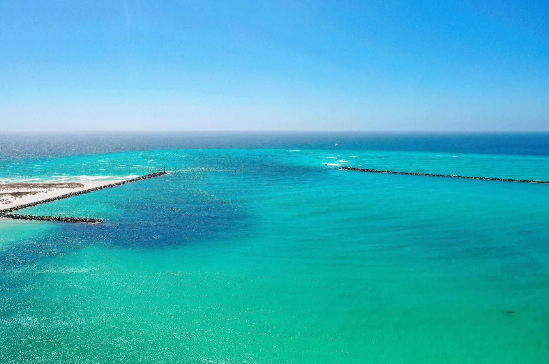 200 Gulf Shore Dr, Destin FL 32541-5070 exterior