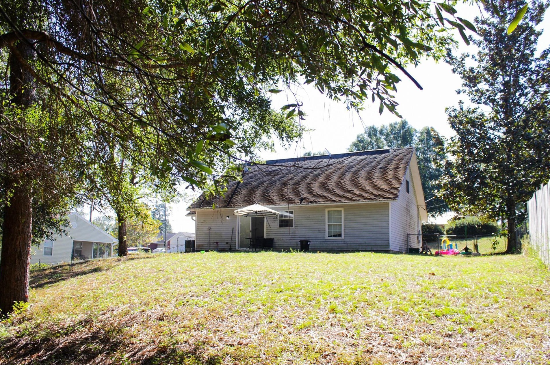 380 John King Rd, Crestview, FL 32539-8323