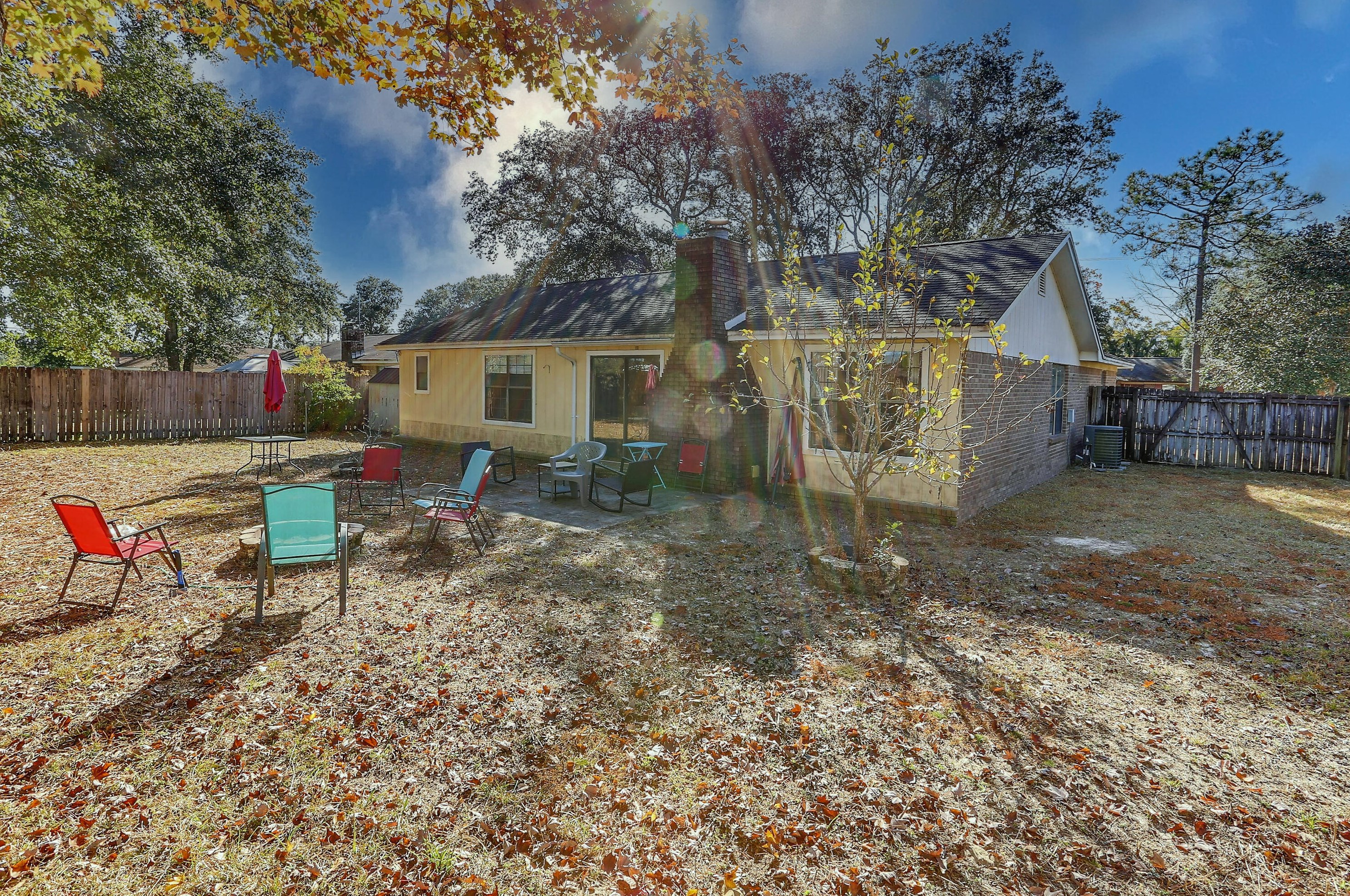 106 Campbell Ave, Crestview, FL 32536-9203